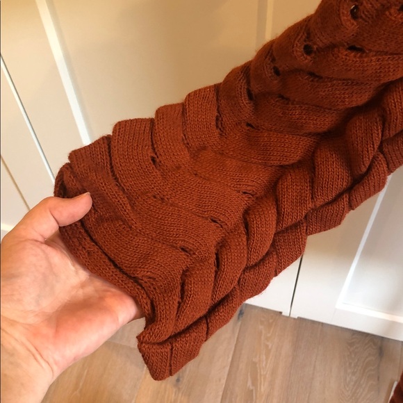 Elegant Rust Knit Cardigan - Picture 3 of 6